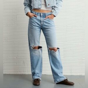 AE Strigid Low-Rise Ex-Boyfriend Baggy Straight Jeans, US 10 Regular - Like new